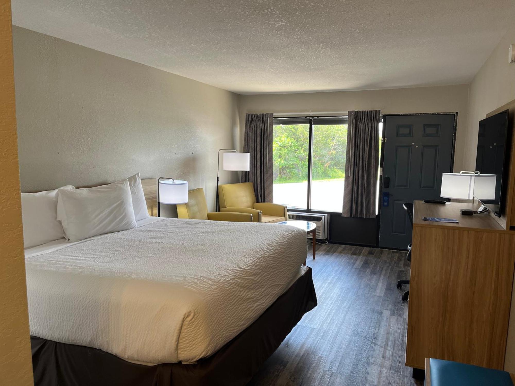 Days Inn By Wyndham Branson Ozarks Exterior photo